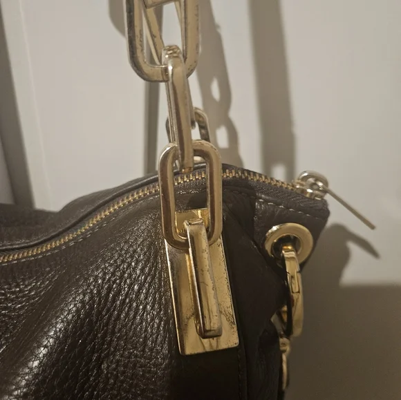 Michael Kors Black Leather Shoulder Bag - Picture 4 of 8